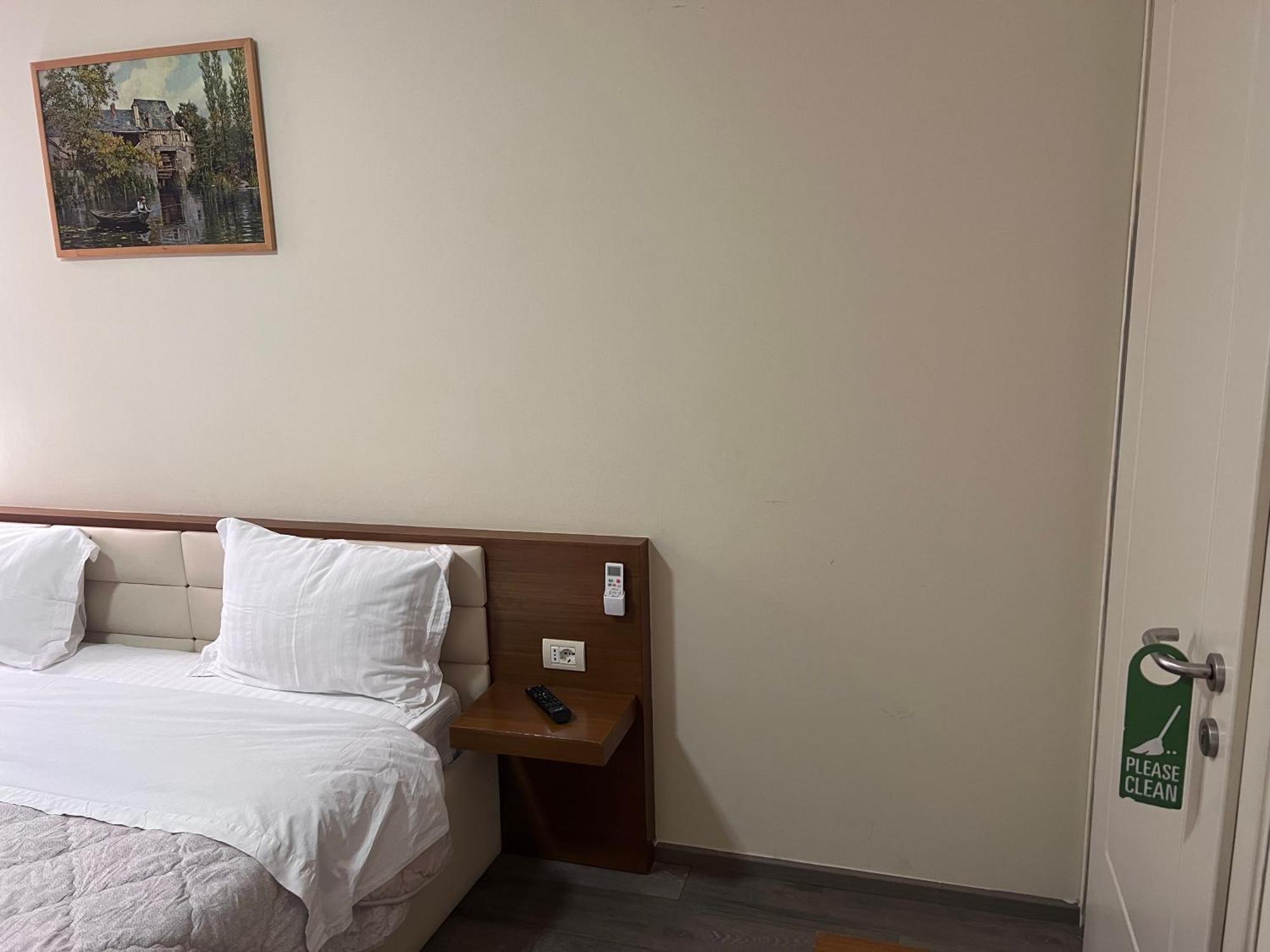 Bobi Hotel ชโคเดอร์ ภายนอก รูปภาพ