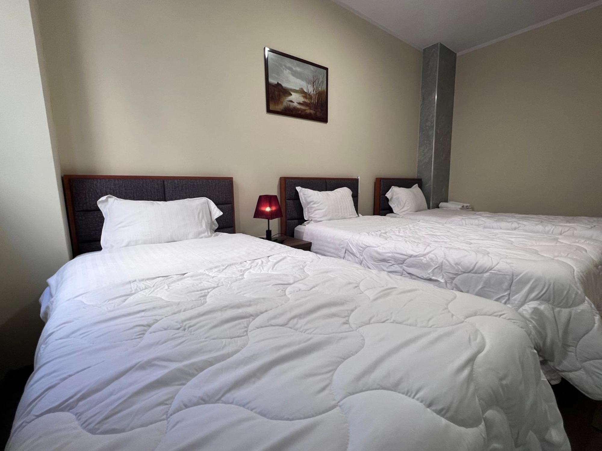 Bobi Hotel ชโคเดอร์ ภายนอก รูปภาพ